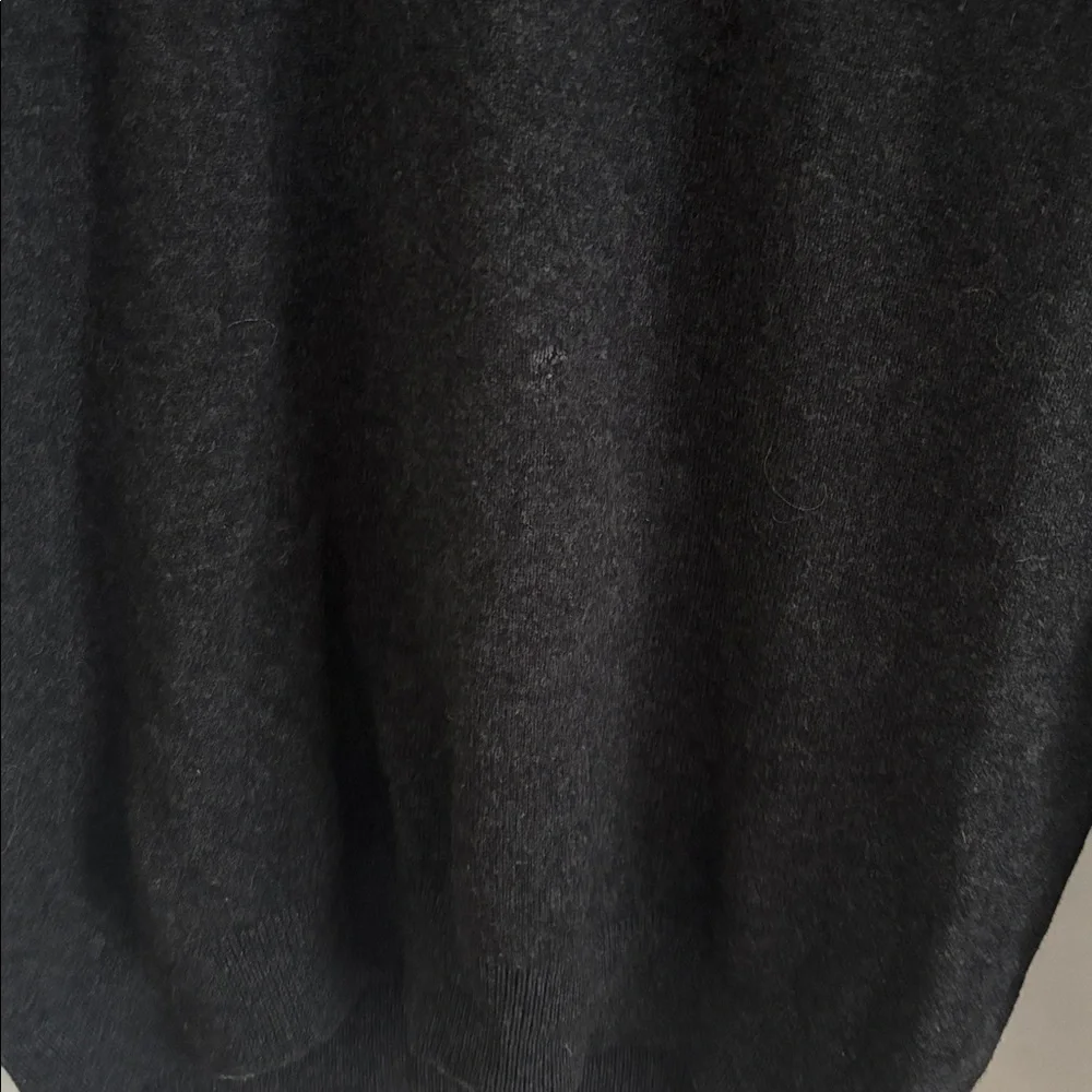 LL Bean Vintage Heather Charcoal Gray 100% Lambs Wool Crewneck Sweater Sz Large - Picture 6 of 7